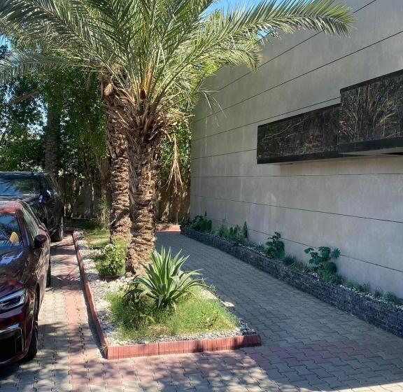 هتل Palm