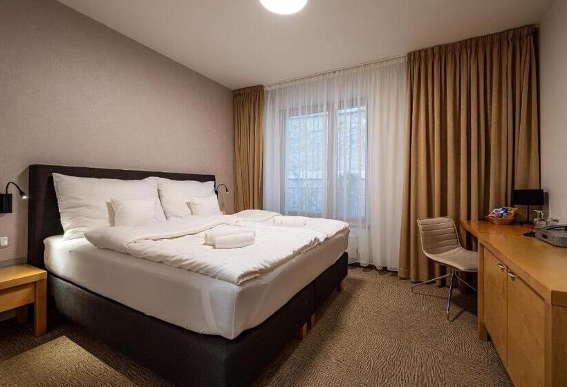 هتل Penzion V Ráji