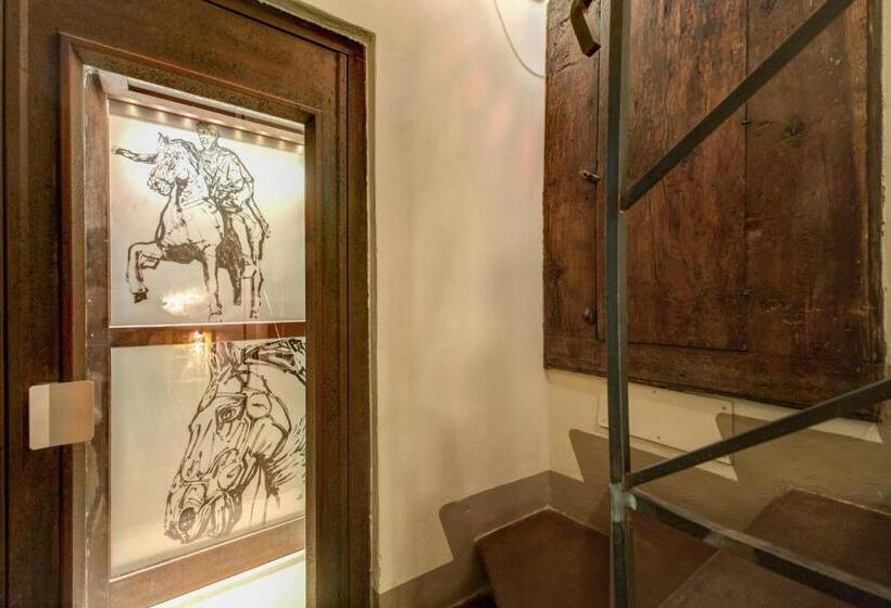 هتل Residenza Torre Colonna