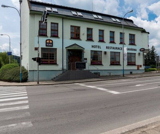 هتل Slavia
