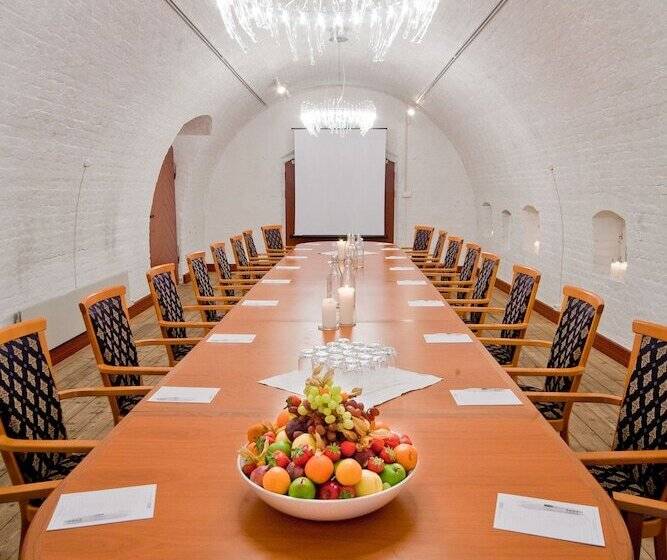 Oscarsborg Castle Hotel & Resort