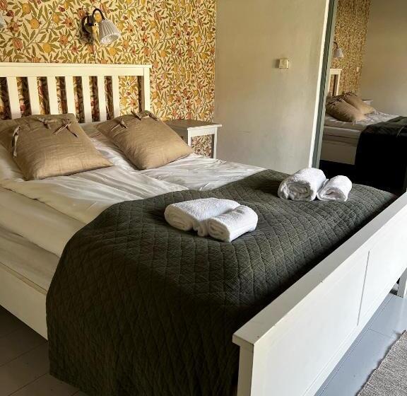 Svabesholms Kungsgårds B&b Och Pensionat Stenshuvud