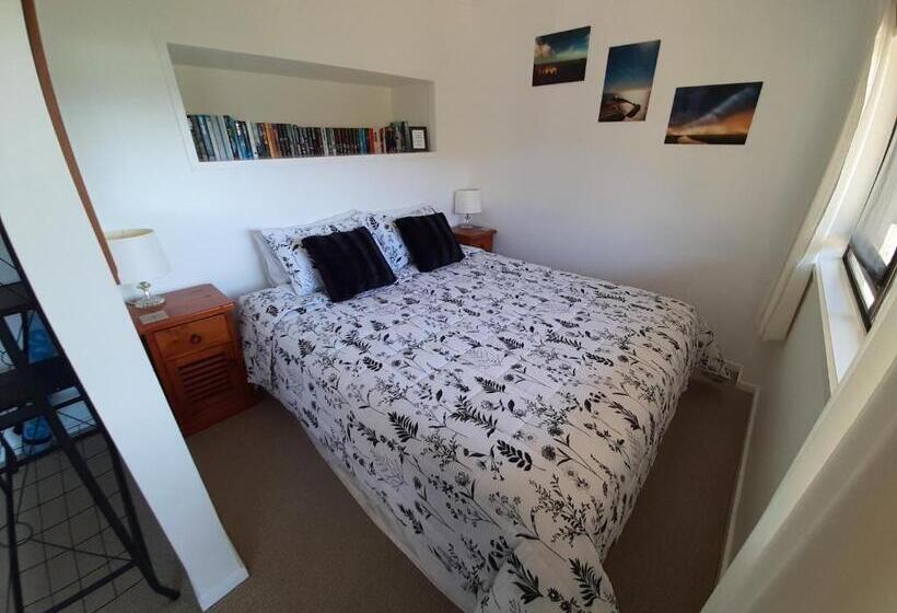 A Sea View B&b