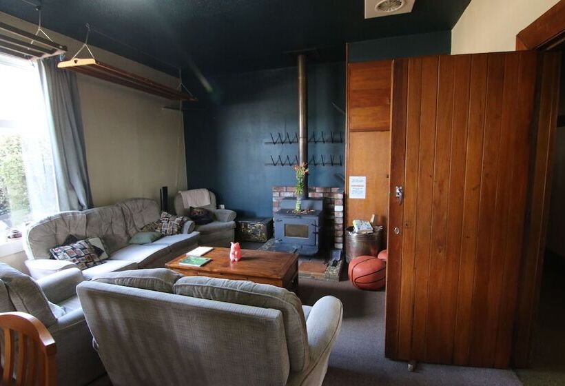 هاستل Big Tree Lodge Methven
