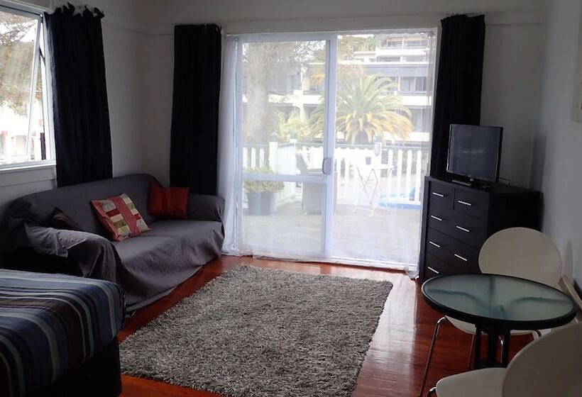 هاستل Centabay Lodge And Backpackers