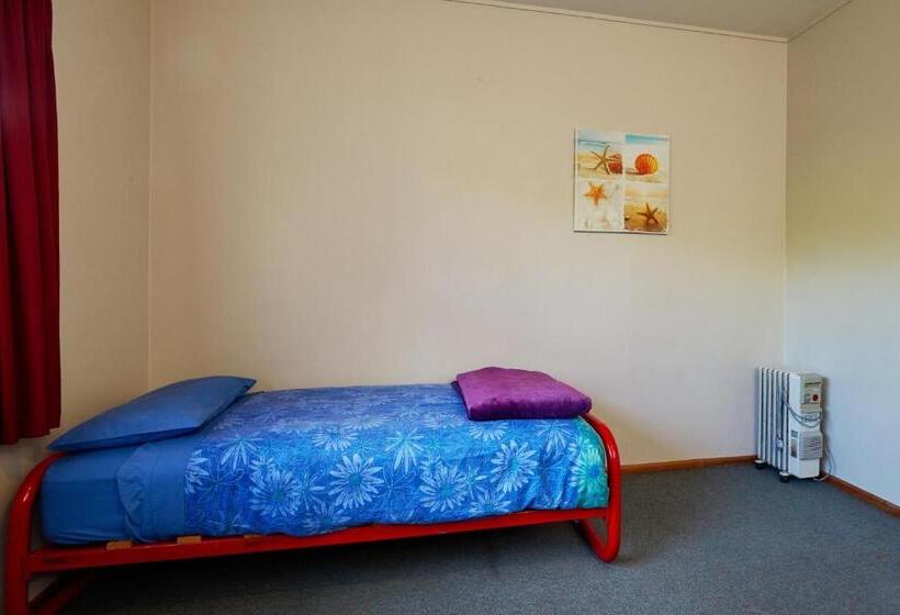 هاستل Dolphin Lodge