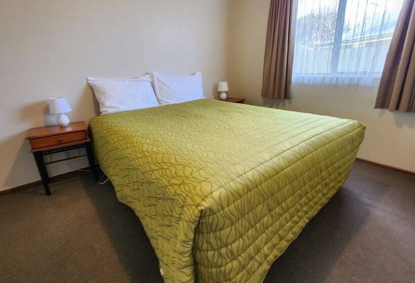 Ashburton's Regency Motel