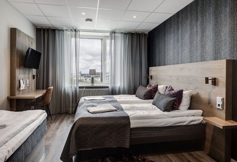 Dream  Luxury Hostel