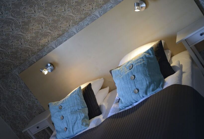 호텔 örserumsbrunn Gestgifveri & Konferens