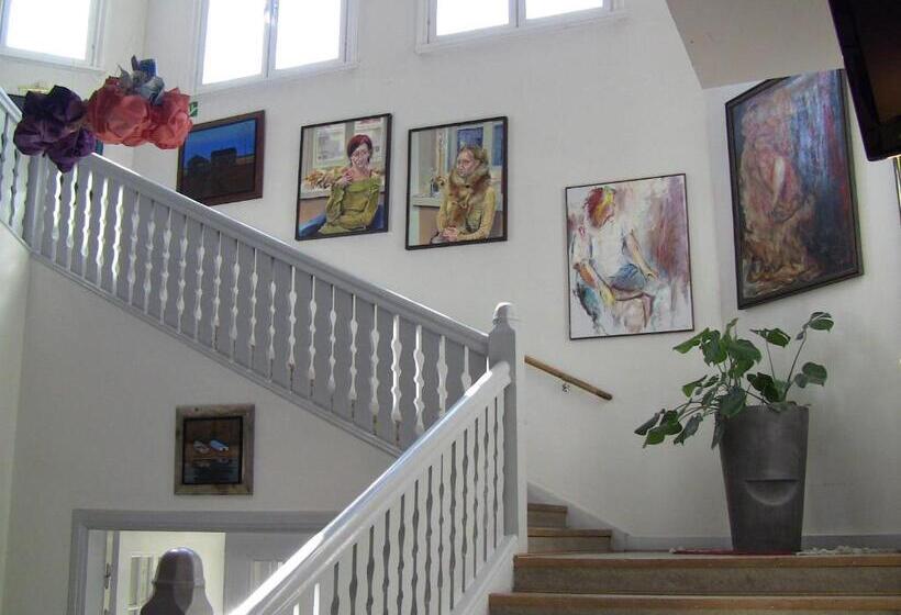 هتل Svefi Vandrarhem   Hostel