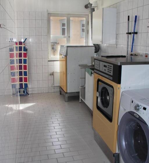 هتل Svefi Vandrarhem   Hostel