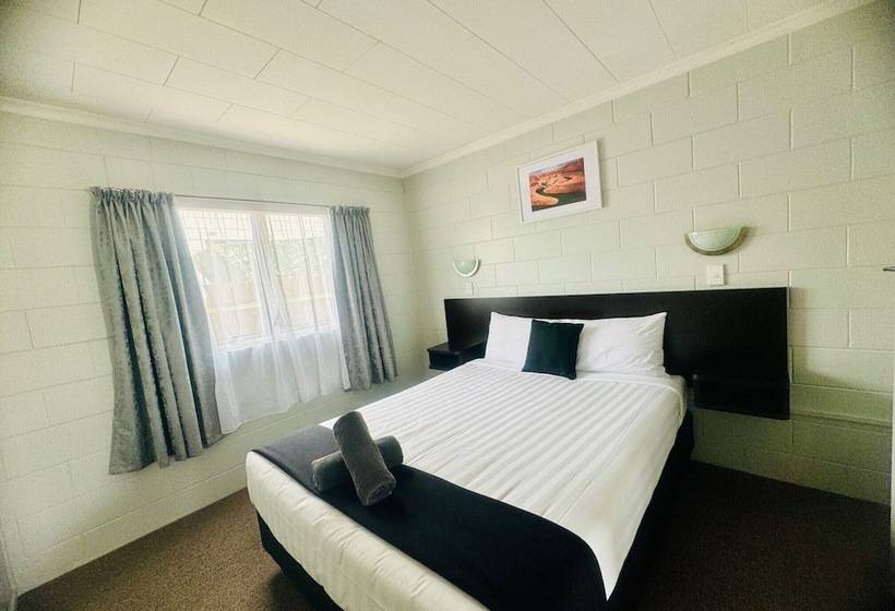 Kensington Motel