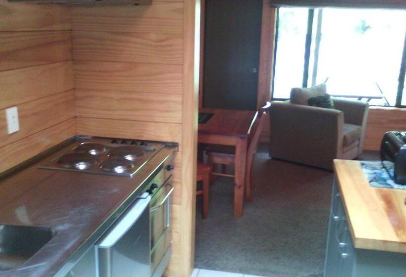مُتل Creel Lodge