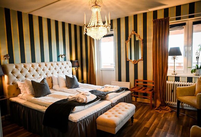 Palace Hotell