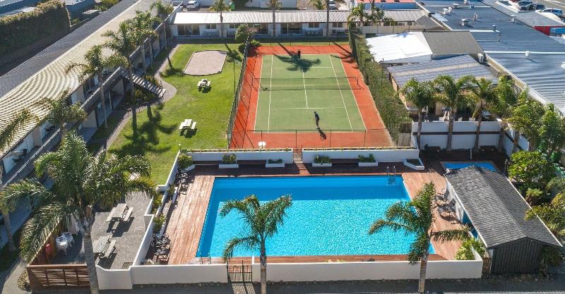 Palm Pacific Resort & Motel