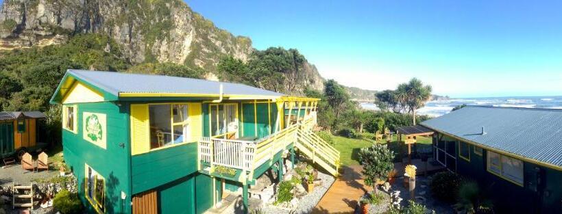 Punakaiki Beach Hostel