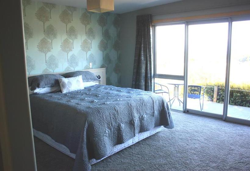 Redvale Ridge B&b