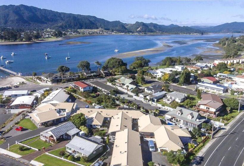 Tairua Shores Motel