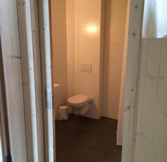 הוסטל Nova Casa Spinatscha Sedrun