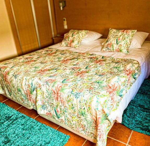 ベッドアンドブレックファースト Abrigo Da Estrela