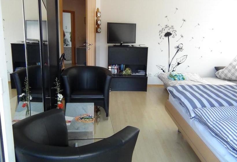 مبيت وإفطار Haus Erika Am Weg