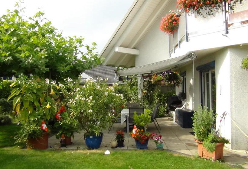 مبيت وإفطار Haus Erika Am Weg