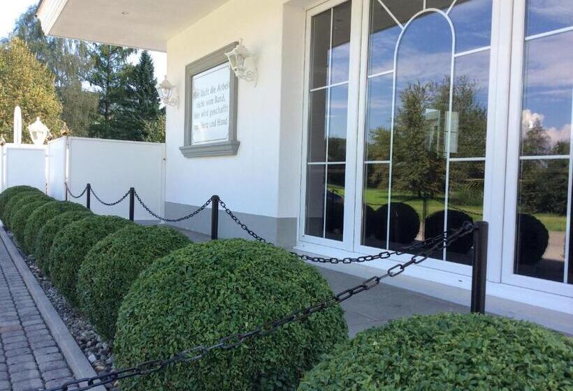 مبيت وإفطار Landcafe Mit Mini