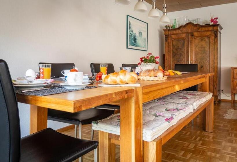 ベッドアンドブレックファースト Mybednbreakfast In Bottmingen