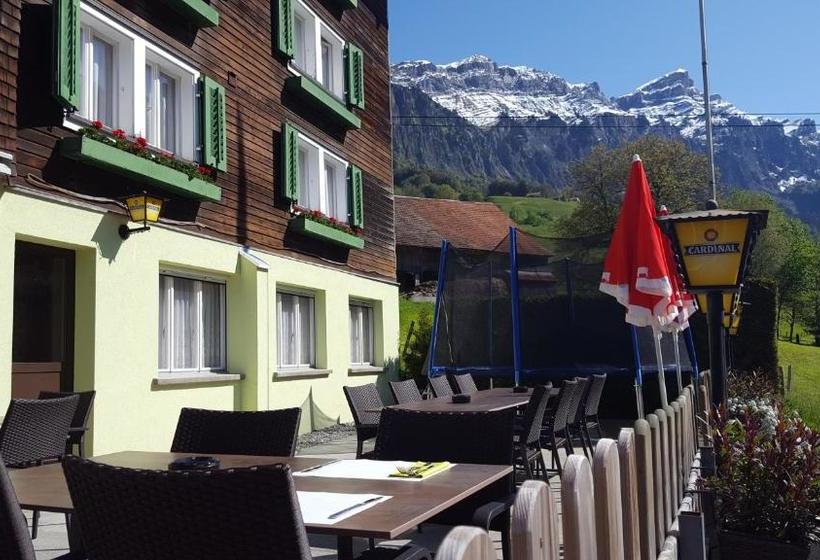 هتل Alpenblick Muotathal