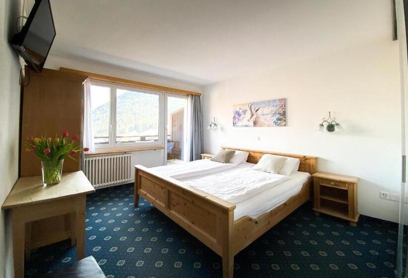 فندق Cresta Sedrun