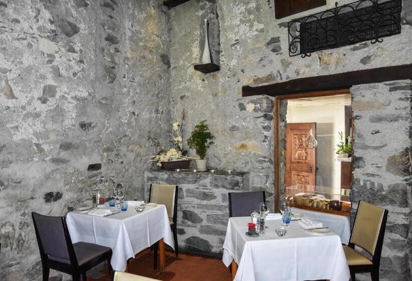 هتل Hôtel Restaurant Le Saint Christophe