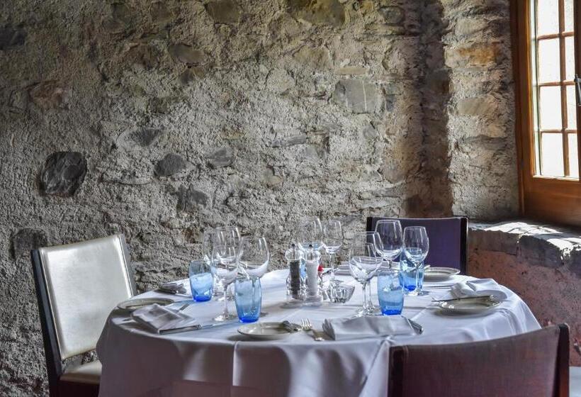 هتل Hôtel Restaurant Le Saint Christophe