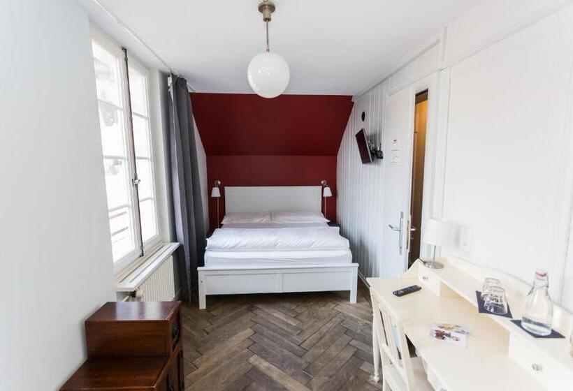 هتل Landhaus