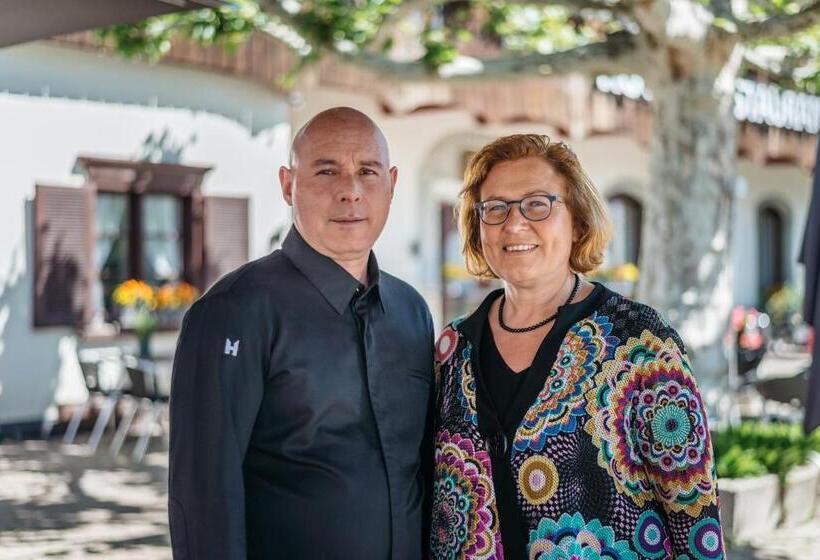 هتل Restaurant Bellevue