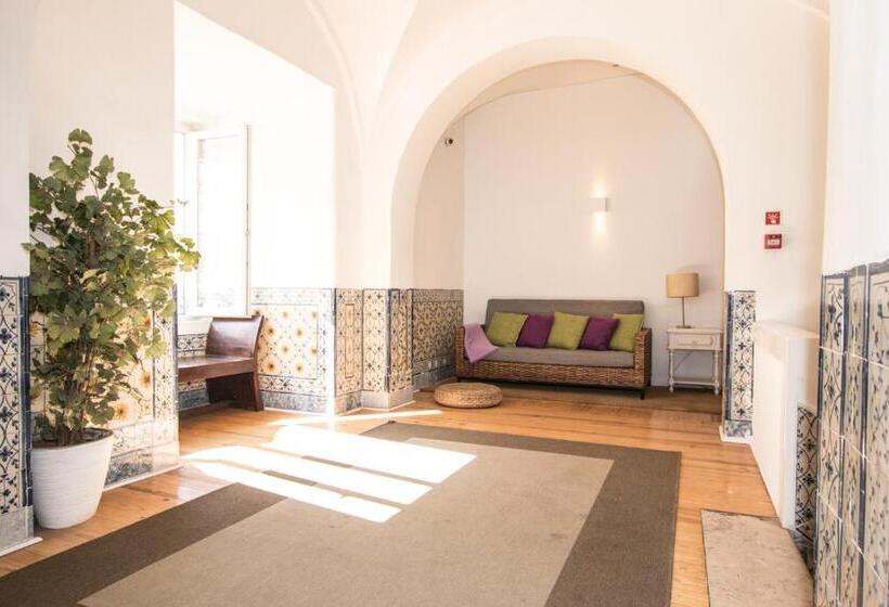 Lost Inn Lisbon Hostel