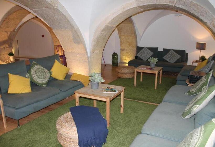 Lost Inn Lisbon Hostel