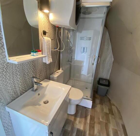 هتل Golifehouses
