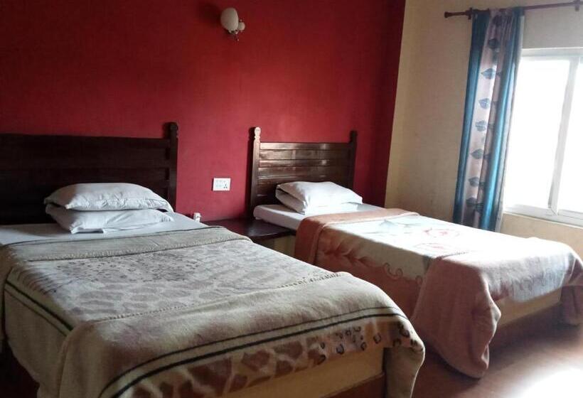هتل Holidays Inn A Family Running Guest House