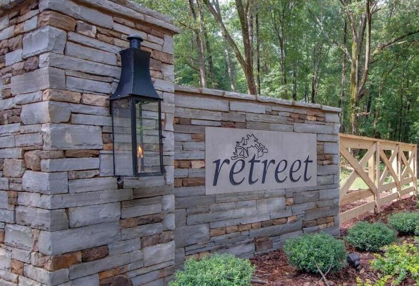 אתר נופש Oak Luxury Treehouse Near Lake Guntersville