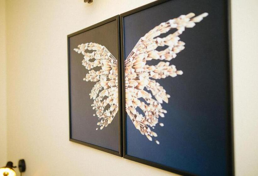 تختخواب و صبحانه Kronić Palace