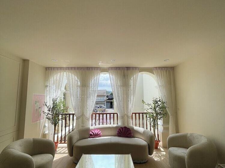 酒店 Hawa House Phuket