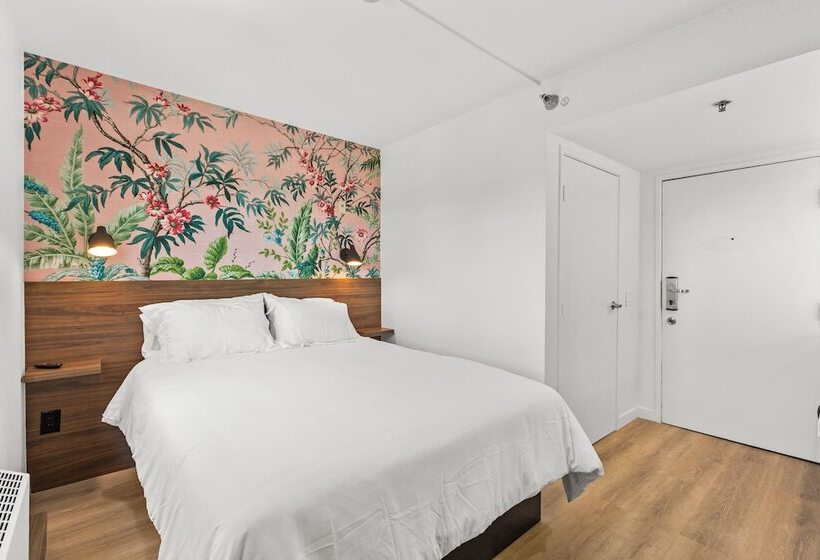 Uptown Inn   Limited Service Apart