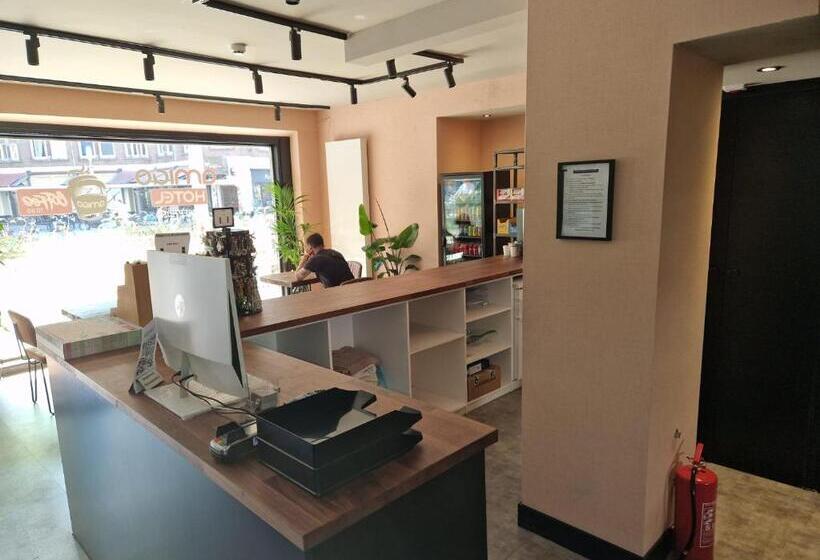 Amigo Hostel
