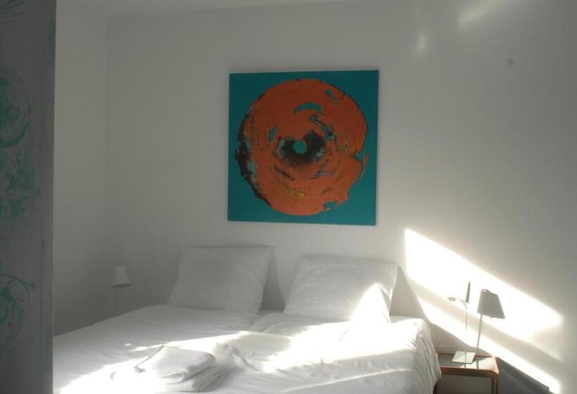 مبيت وإفطار Het Blauwe Huis