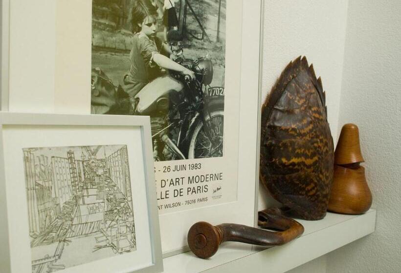 تختخواب و صبحانه Het Blauwe Uur