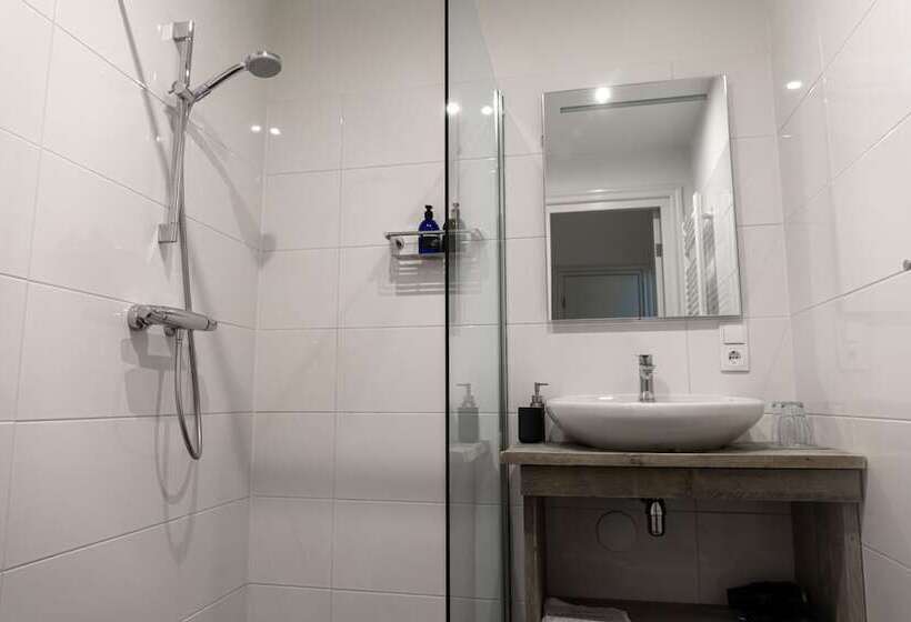 تختخواب و صبحانه 1001 Nights Boutique Lofts