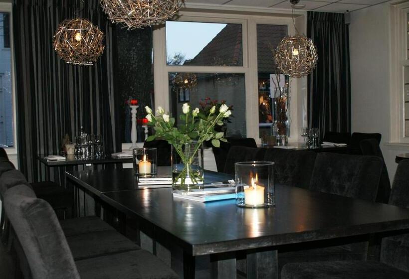 בית מלון כפרי De Herbergh Van Flielant