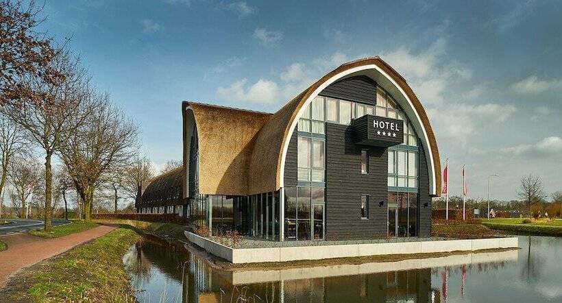 هتل De Roode Schuur