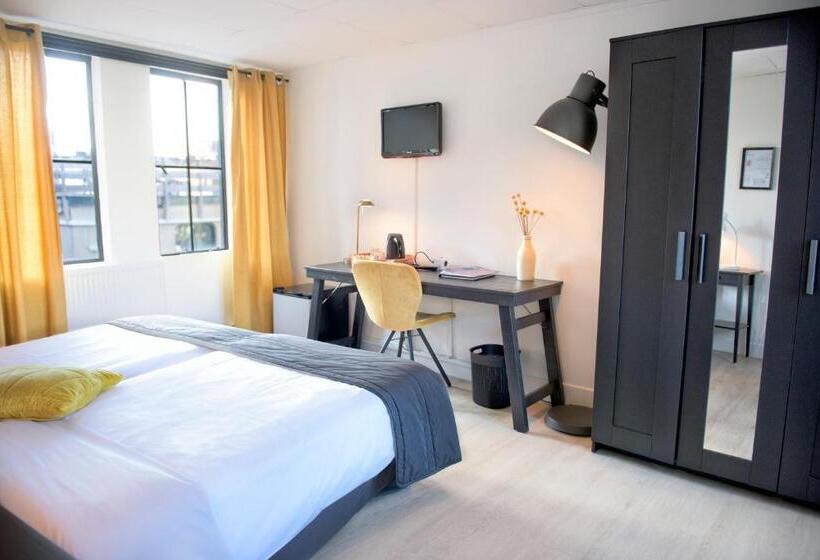 هتل Et Le Cafe De Paris