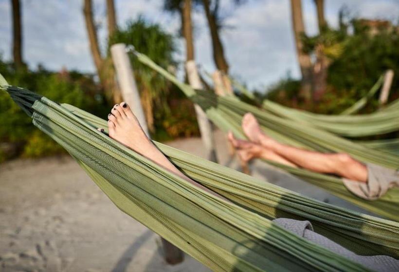 Отель Fort Resort Beemster